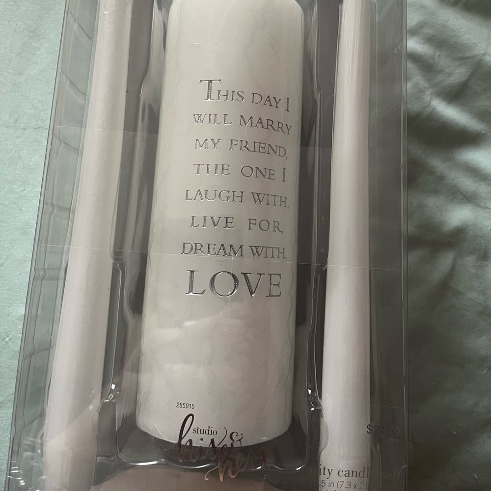 I’m selling a unity candle brand new